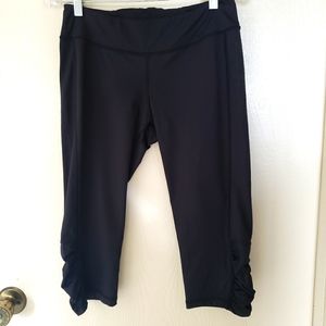 NWOT REI Cropped Ruched Leggings